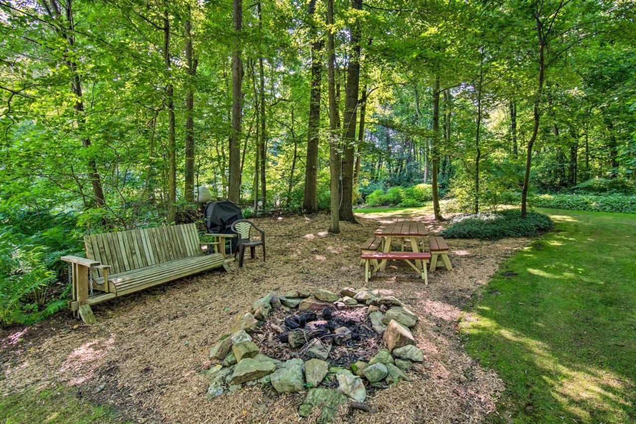Cozy Garden Room In Welsh Mountain Suites! New Holland ภายนอก รูปภาพ