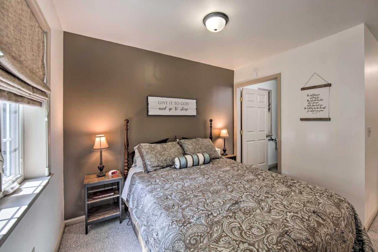 Cozy Garden Room In Welsh Mountain Suites! New Holland ภายนอก รูปภาพ